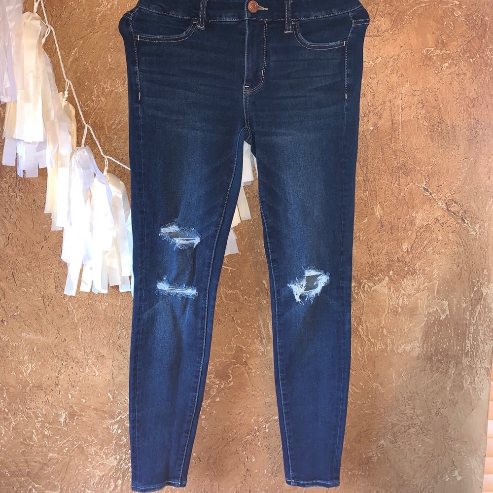 American eagle jeans.